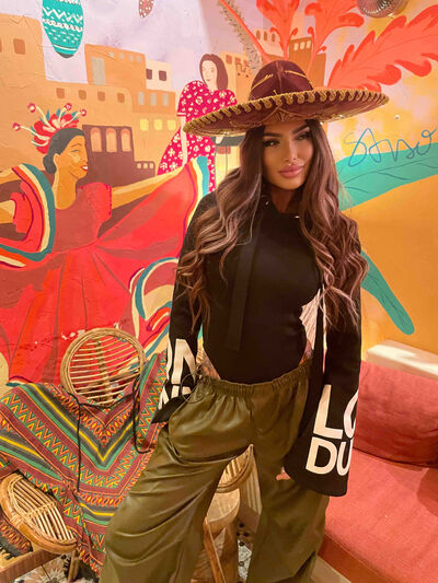 Live sex webcam photo for Natasha #290169502