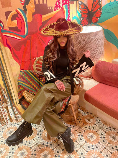 Live sex webcam photo for Natasha #290169503