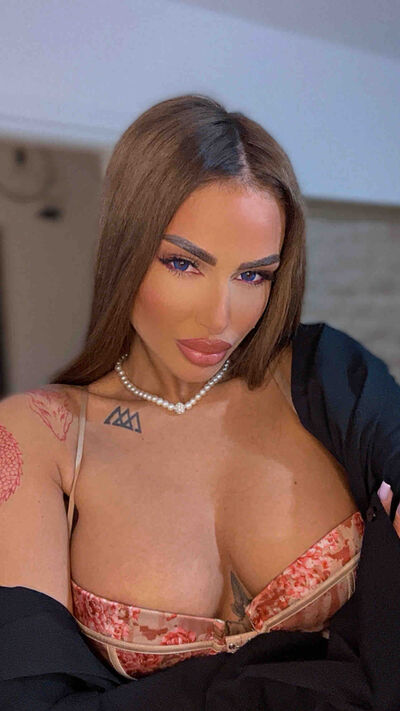 Live sex webcam photo for Natasha #290169533