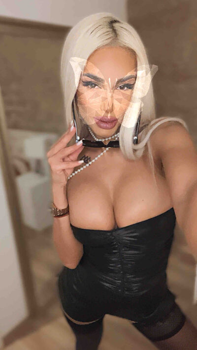 Live sex webcam photo for Natasha #290169541