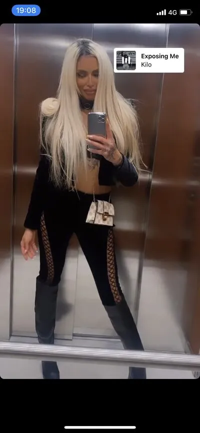 Live sex webcam photo for Natasha #290169592