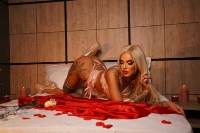 Live sex webcam photo for Natasha #290169596