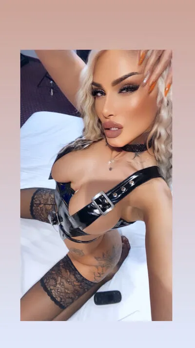 Live sex webcam photo for Natasha #290169606