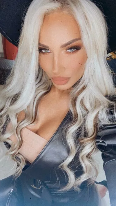 Live sex webcam photo for Natasha #290169619