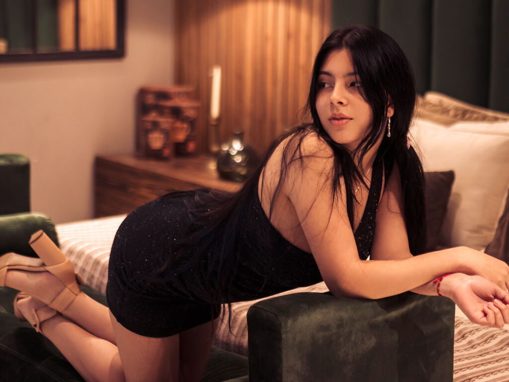 Live sex webcam photo for NemesisParker #276131147