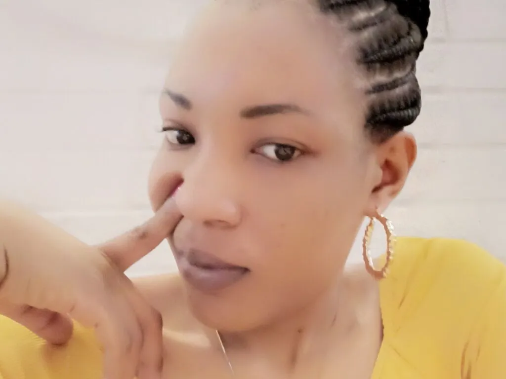 Live sex webcam photo for NemmyMokky #276683908