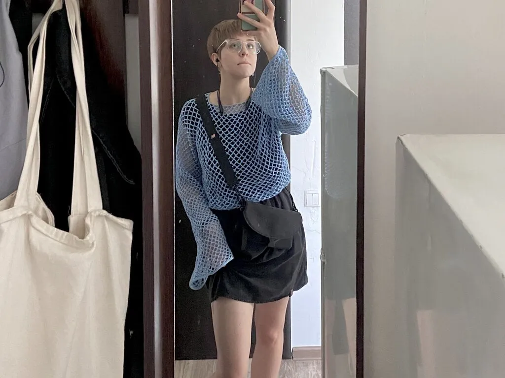 Live sex webcam photo for NikolNikto #276715045