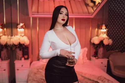 Live sex webcam photo for NinnaCarter #290157386