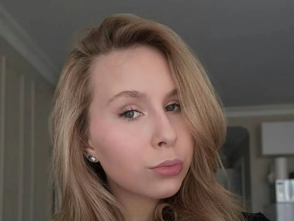 Live sex webcam photo for OdeliaDunaway #278163598