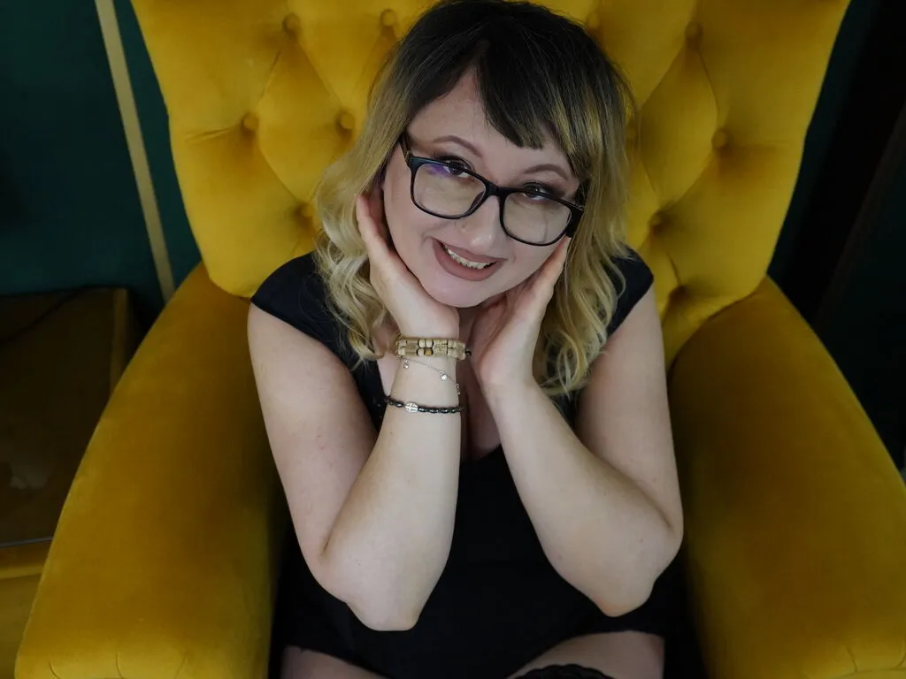 Live sex webcam photo for OlgaRosse #277880268