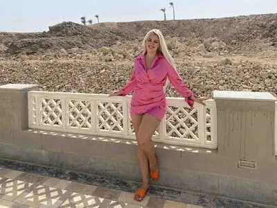 Live sex webcam photo for PalomaOdette #290136933