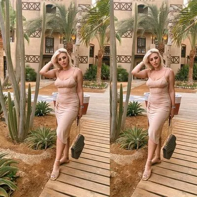 Live sex webcam photo for PalomaOdette #290136942