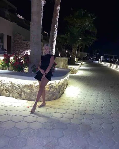 Live sex webcam photo for PalomaOdette #290136955