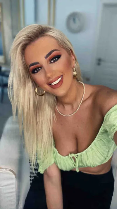 Live sex webcam photo for PalomaOdette #290136959