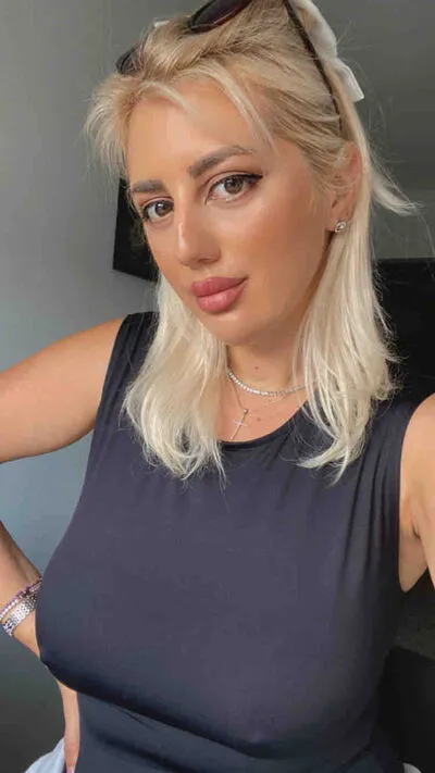 Live sex webcam photo for PalomaOdette #290136986