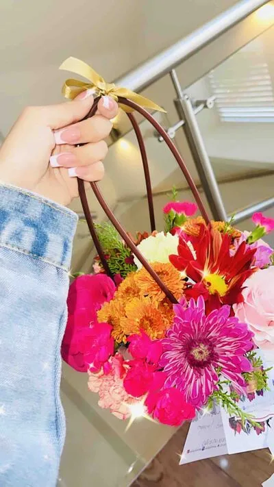 Live sex webcam photo for ParisHanpson #290138257