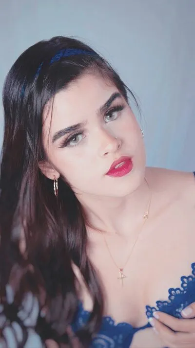 Live sex webcam photo for ParisHanpson #290138283