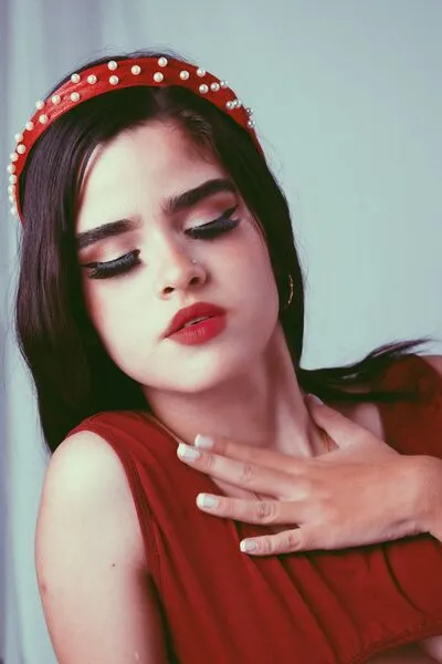 Live sex webcam photo for ParisHanpson #290138293