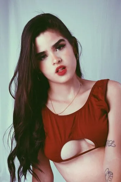 Live sex webcam photo for ParisHanpson #290138295