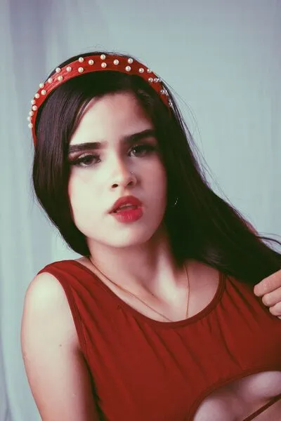 Live sex webcam photo for ParisHanpson #290138296