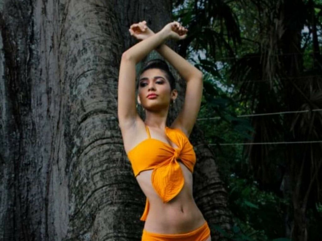 Live sex webcam photo for PauletteRoys #277839571