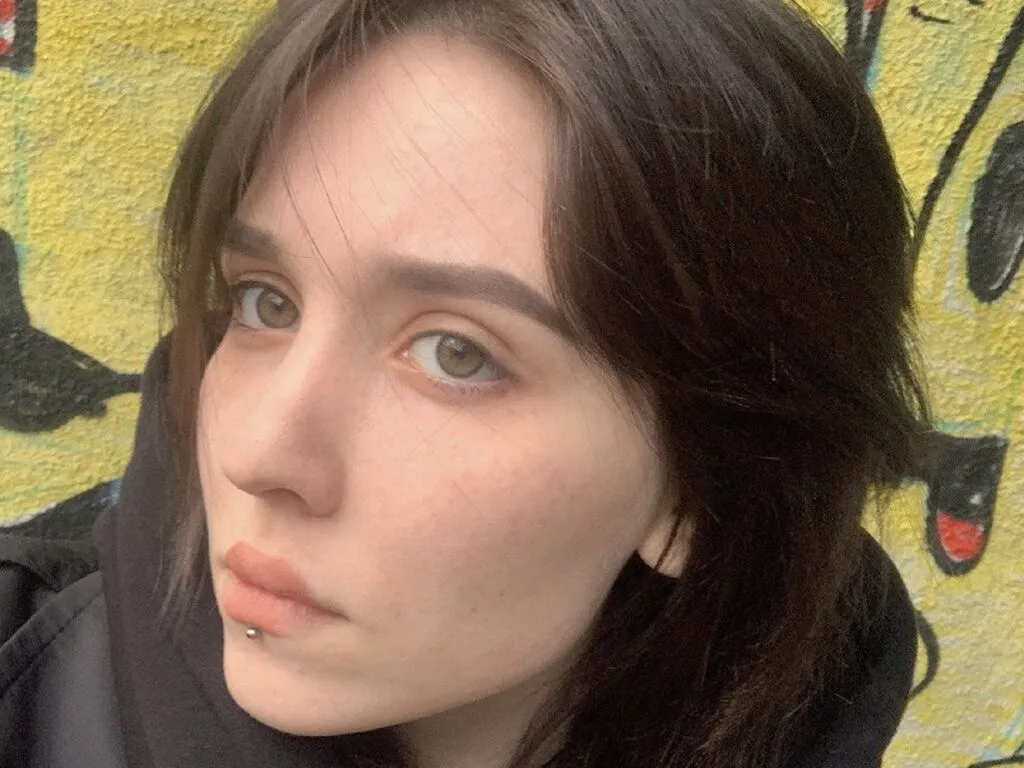 Live sex webcam photo for PeaceEdmands #277353401