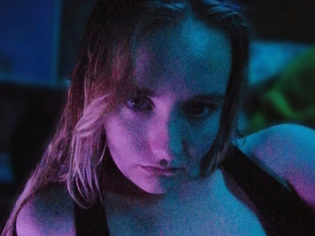 Live sex webcam photo for QueenieGateley #277758757