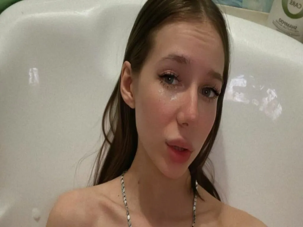 Live sex webcam photo for RanyGost #277153493