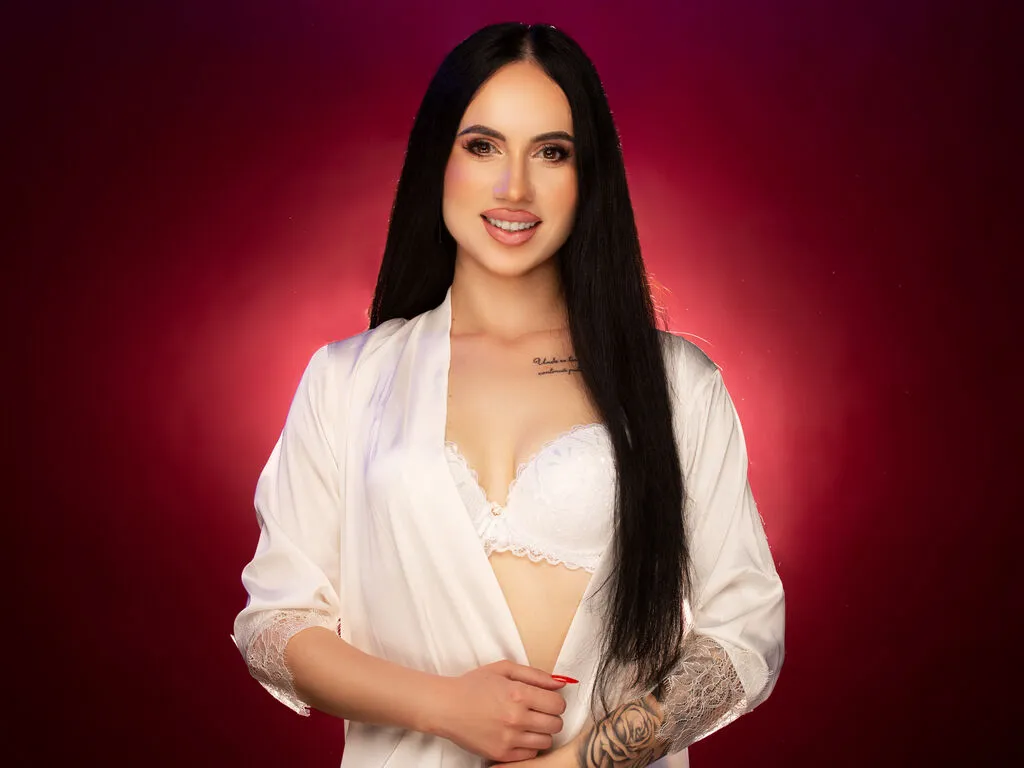 Live sex webcam photo for RaquelleWest #278063572