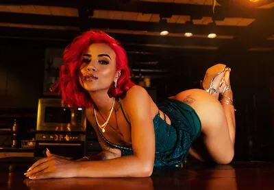 Live sex webcam photo for RavenReed #290121532
