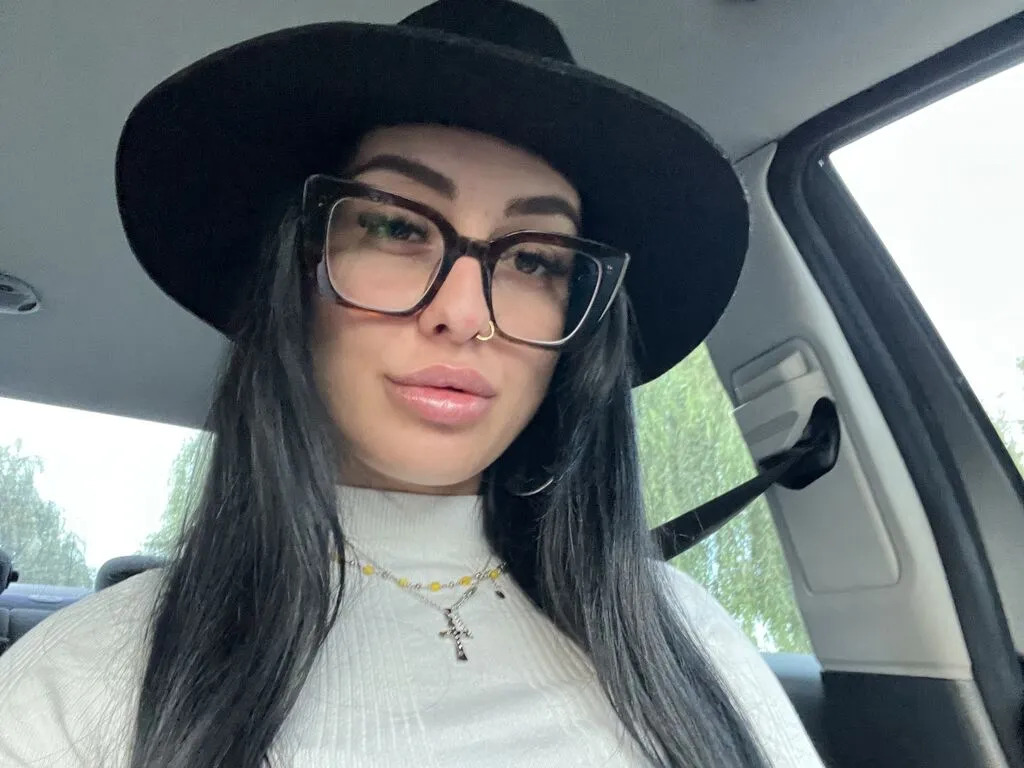 Live sex webcam photo for RebecaFlemings #276797564