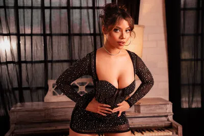 Live sex webcam photo for RebecaVillalobos #290121991