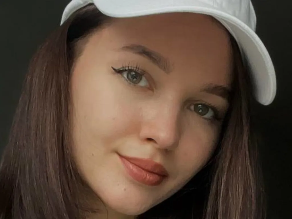 Live sex webcam photo for RexellaDutt #277130832