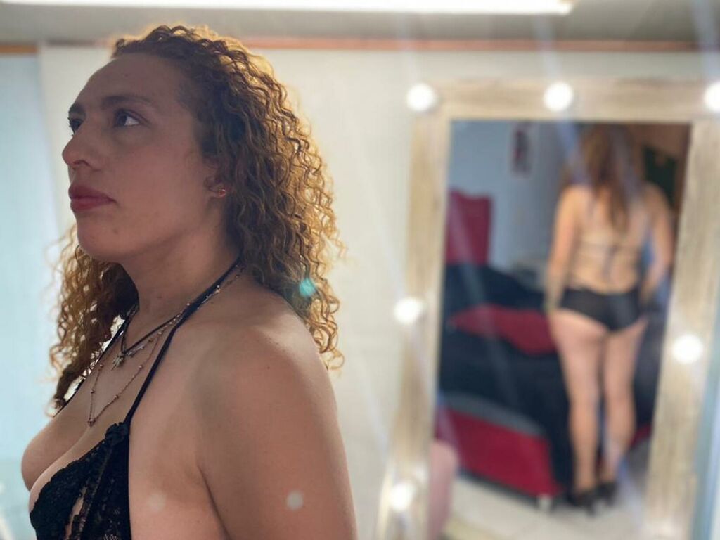 Live sex webcam photo for RitaBrooke #276271737