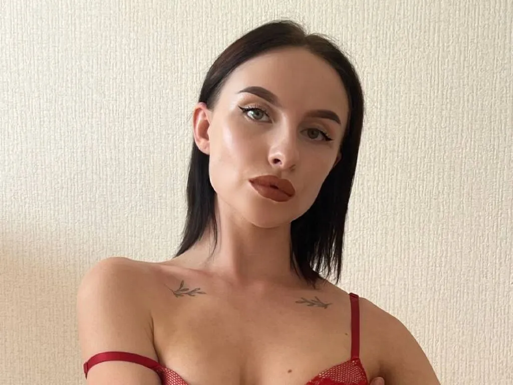 Live sex webcam photo for RoxieRivera #276166646