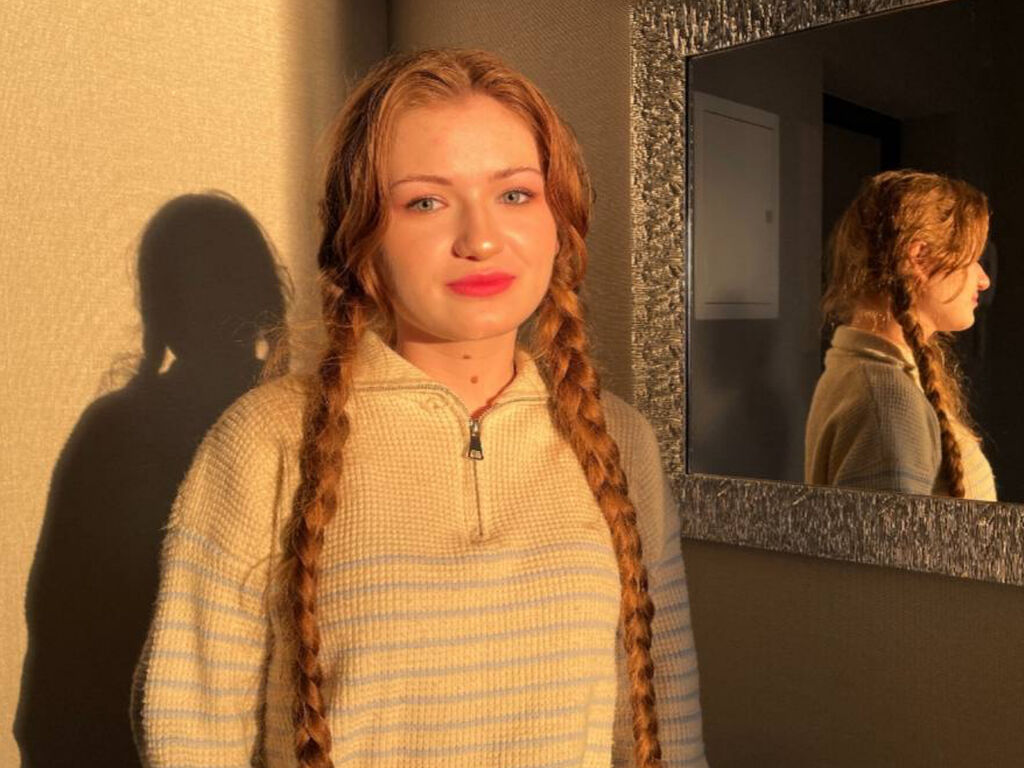 Live sex webcam photo for RubySwonson #278196332