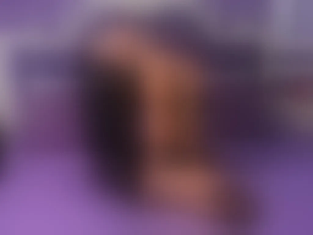 Live sex webcam photo for RubyWolfe #276271725