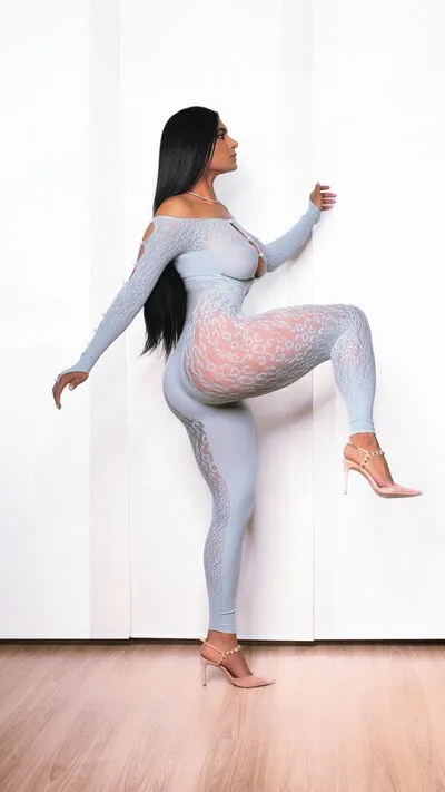 Live sex webcam photo for SaraLennox #290125228