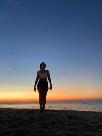 Live sex webcam photo for SaraSingh #290167561