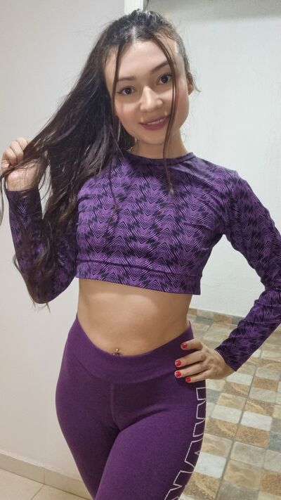 Live sex webcam photo for SaraSingh #290167574