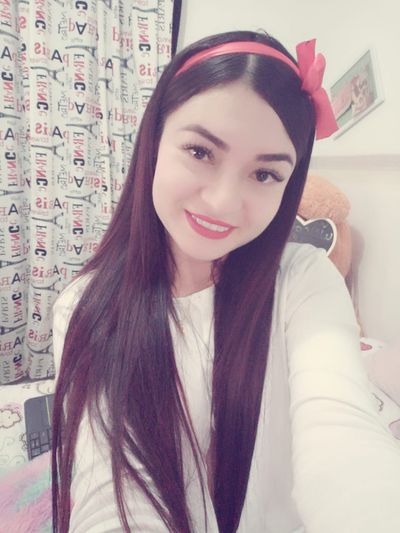 Live sex webcam photo for SaraSingh #290167611