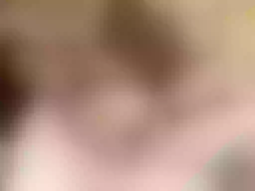 Live sex webcam photo for SaraahBrownn