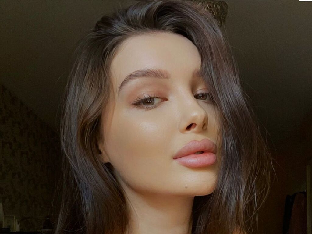 Live sex webcam photo for SarahJays #276574531