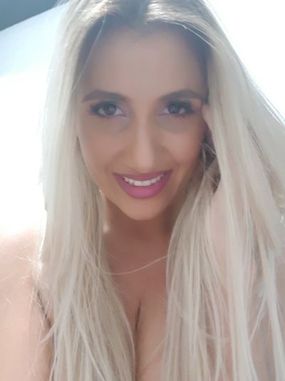 Live sex webcam photo for SereneRose #290160071