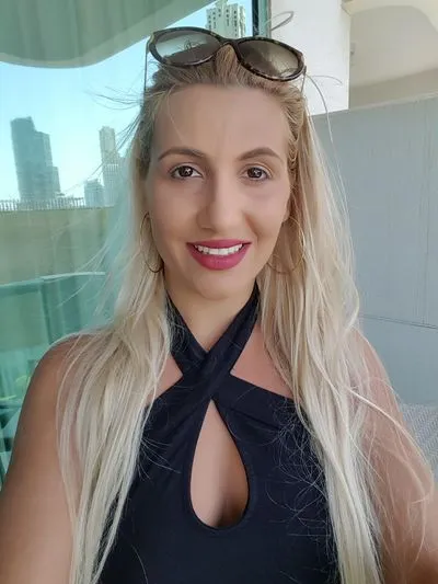 Live sex webcam photo for SereneRose #290160110