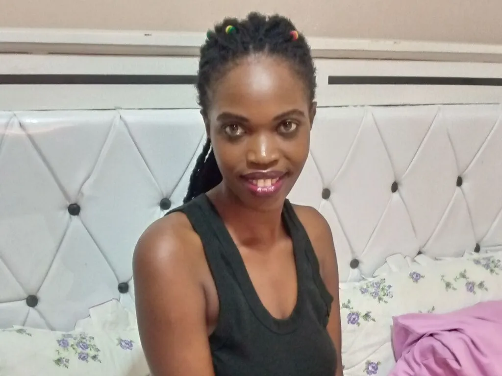 Live sex webcam photo for ShaniAkaba #276862854