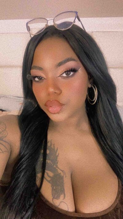 Live sex webcam photo for SheilaCoopers #290122853