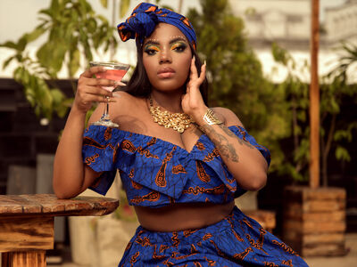 Live sex webcam photo for SheilaCoopers #290122891