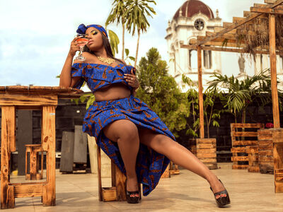 Live sex webcam photo for SheilaCoopers #290122892