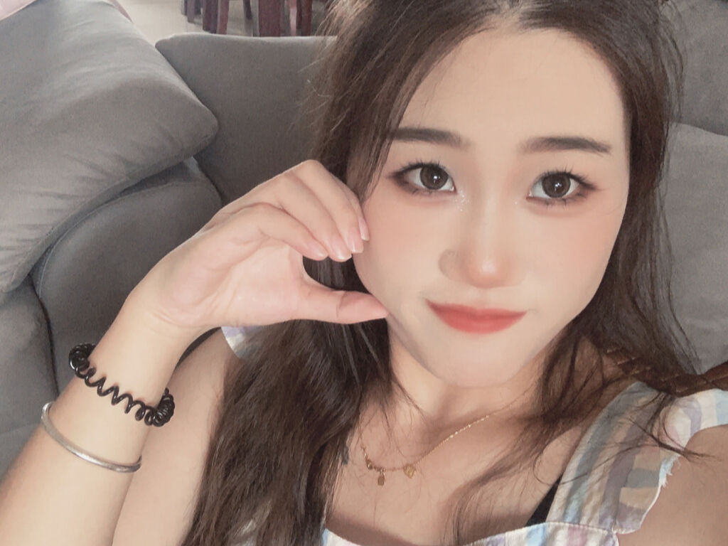 Live sex webcam photo for SherylSite #277663923